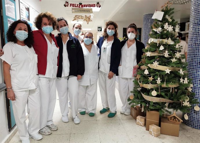 Los facultativos del hospital de Valme homenajean a sus pacientes Covid