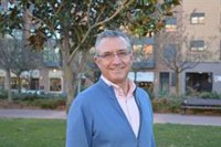 Lorenzo Sánchez: "La falta de pausas y de calma hace que eduquemos de forma hiperactivada"