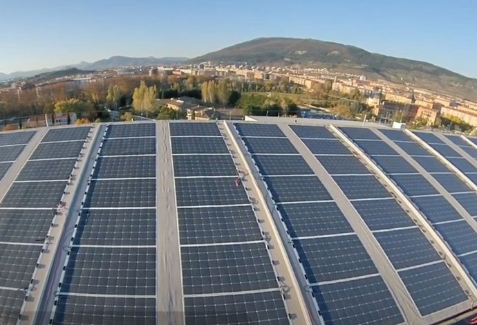 Instalaciones fotovoltaicas en edificios de la capital navarra