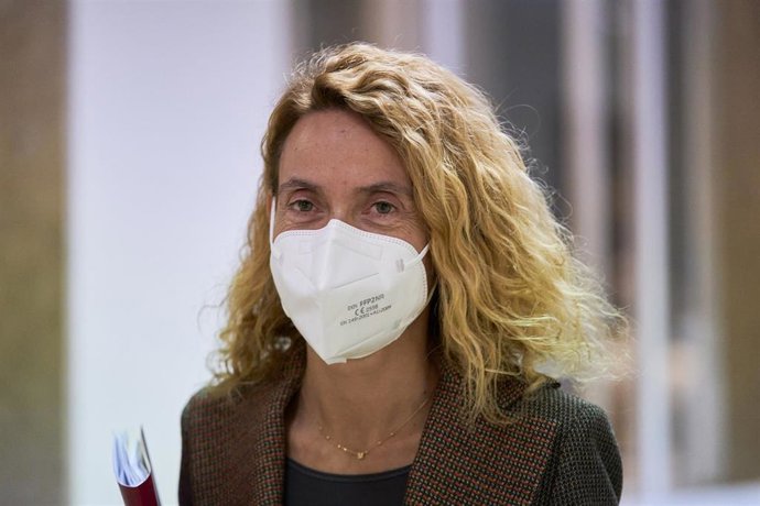 La presidenta del Congerso, Meritxell Batet, a su llegada a una Junta de Portavoces en el Congreso de los Diputados, a 21 de diciembre de 2021, en Madrid, (España).