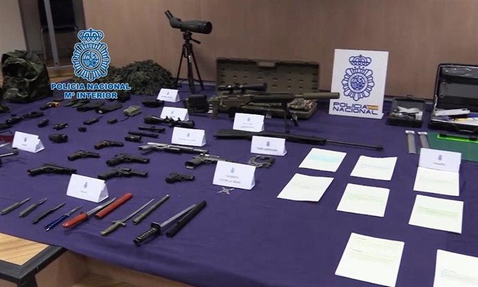 Ocho detenidos de una banda armada dedicada a falsificar y cobrar cheques y pagarés