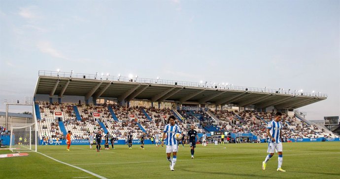 Archivo - Gaku Shibasaki of Leganes looks on during the spanish second league, La Liga SmartBank, football match played between CD Leganes and UD Ibiza at Municipal de Butarque stadium on August 28, 2021, in Leganes, Madrid, Spain.