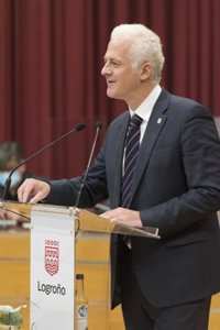 Hermoso de Mendoza destaca la "transformación" que ha tenido Logroño en 2021