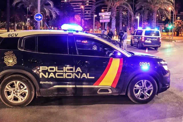Control policial en la zona de ocio de Alicante