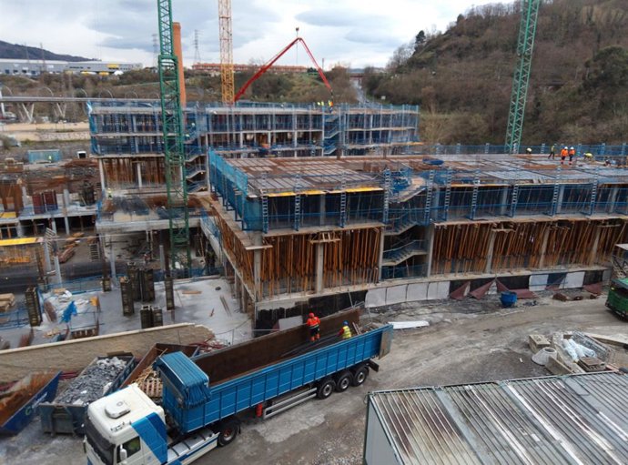 Archivo - Obras de construcción de un edificio