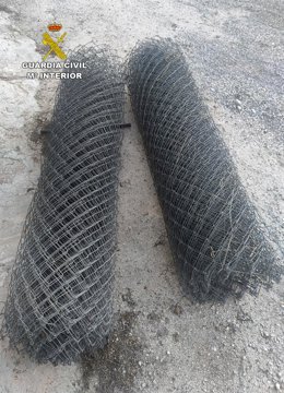 Imagen del material recuperado por la Guardia Civil