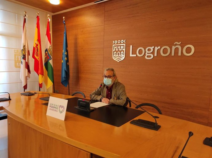 El concejal de Unidas Podemos, José Manuel Zúñiga, en comparecencia de prensa