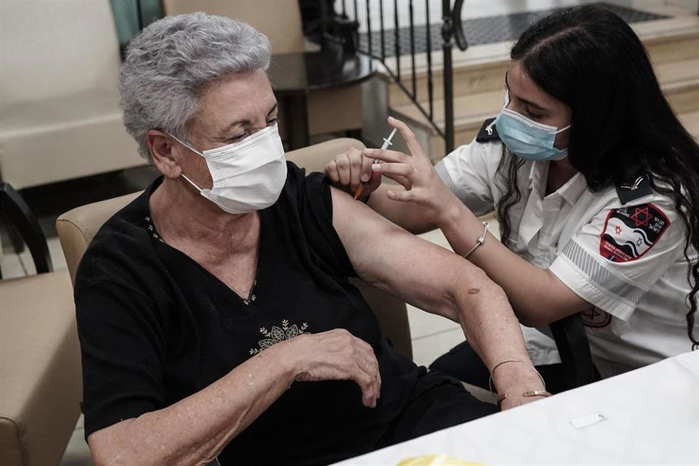 Archivo - Vacunación contra el coronavirus en Israel