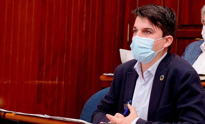 Archivo - El portavoz el PSOE de Santander, Daniel Fernández
