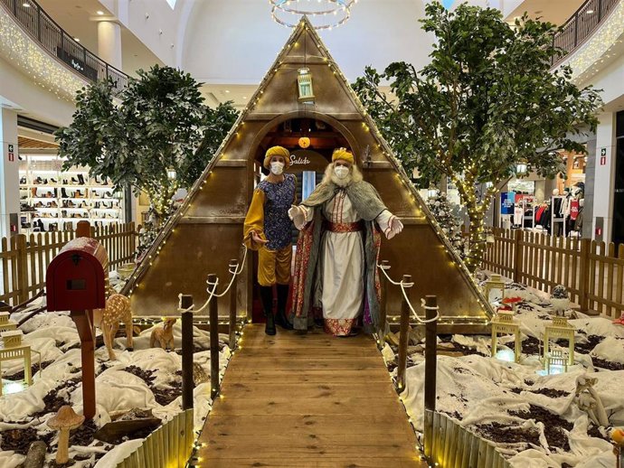 Visita de los Reyes Magos a intu Xanadú