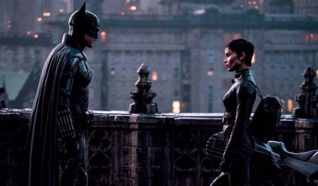 La nueva sinopsis de The Batman revela un interesante detalle del pasado de Bruce Wayne y Catwoman