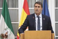 El Gobierno ve "incomprensible" el "despido" de 8.000 sanitarios andaluces "con 3.000 millones de superávit"