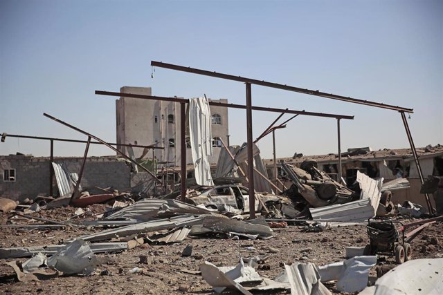 Archivo - Destrucción en Yemen, en la ciudad de Saná.