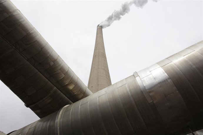 Archivo - Central térmica de Andorra.