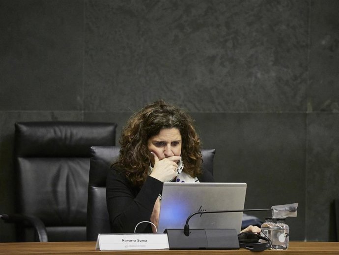 Archivo - La parlamentaria de Navarra Suma Marta Álvarez, en el parlamento de Navarra (archivo) 