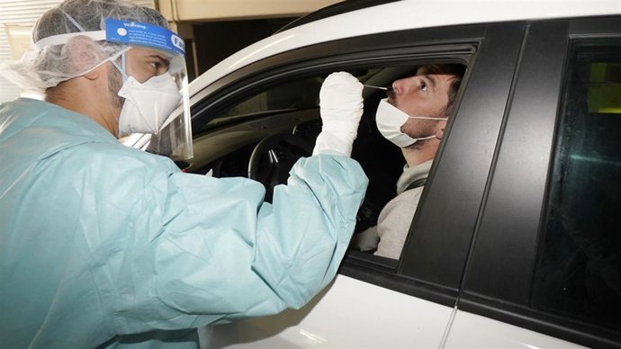El Racing de Santander entrenará hoy tras confirmarse el positivo por Covid de Pablo Andrade