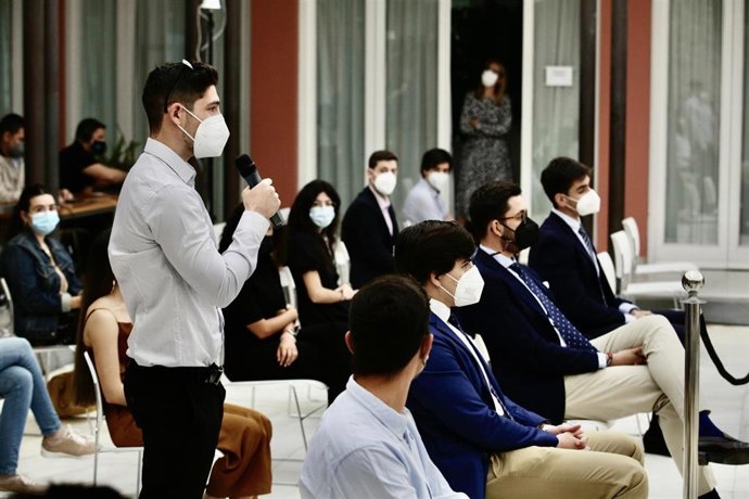 Estudiantes en una actividad en la UNIA (imagen de archivo)