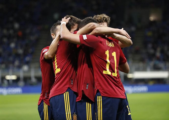 Partido de semifinales de la Liga de Naciones entre Italia y España en el estadio San Siro de Milán.