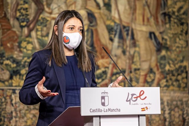 La consejera de Bienestar Social, Bárbara García, en rueda de prensa.