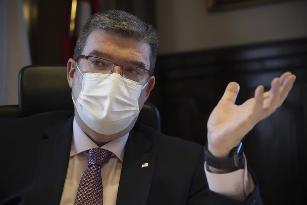 El alcalde de Bilbao, Juan Mari Aburto, durante una entrevista con Europa Press, a 28 de diciembre de 2021, en Bilbao, Vizcaya, Euskadi, (España). Aburto es alcalde de Bilbao desde 2015 y candidato de EAJ-PNV en las elecciones de 2019.