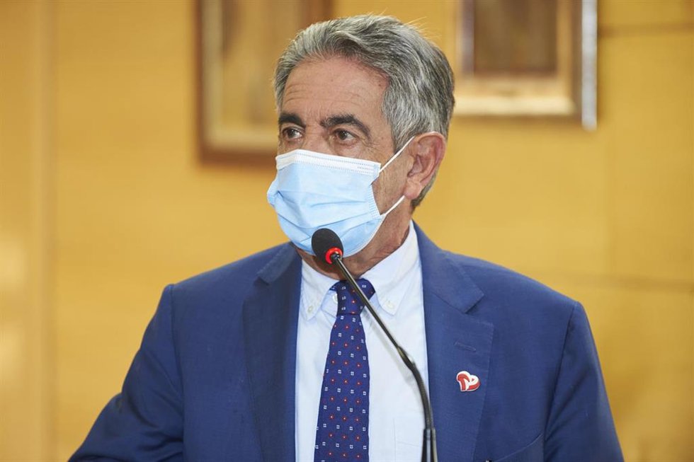 Archivo - El presidente de Cantabria, Miguel Ángel Revilla