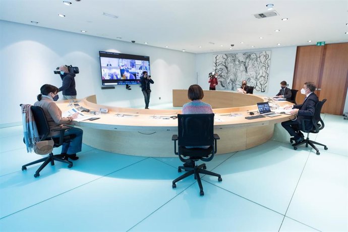 Feijóo preside el Consello de la Xunta.