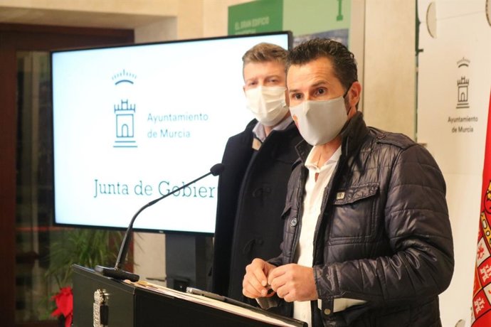 El vicealcalde de Murcia, Mario Gómez, en rueda de prensa