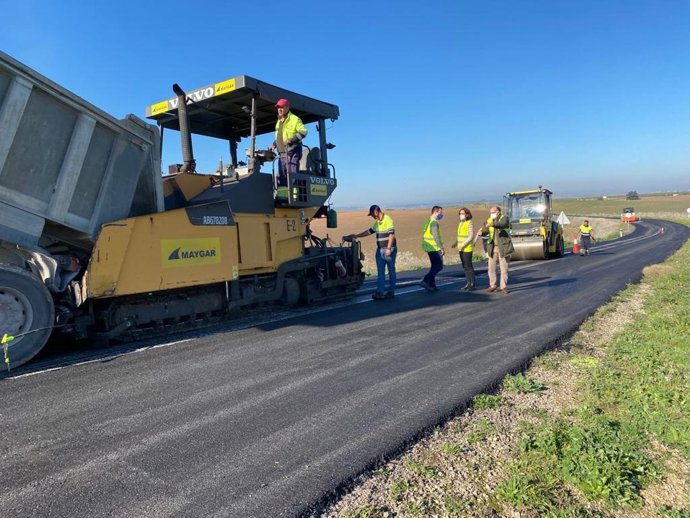 Obras en una carretera autonómica de Sevilla