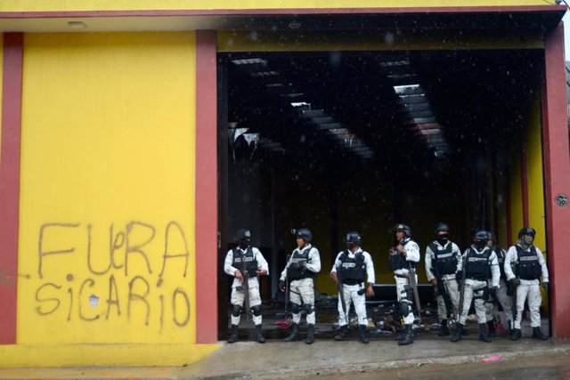 Archivo - Un grupo de agentes de la Policía mexicana.