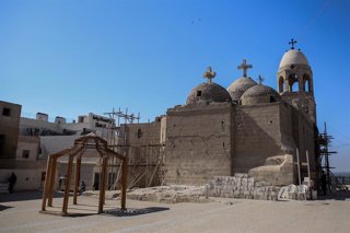 Archivo - Iglesia de la Virgen María en el monasterio Gabal el Tair de Egipto