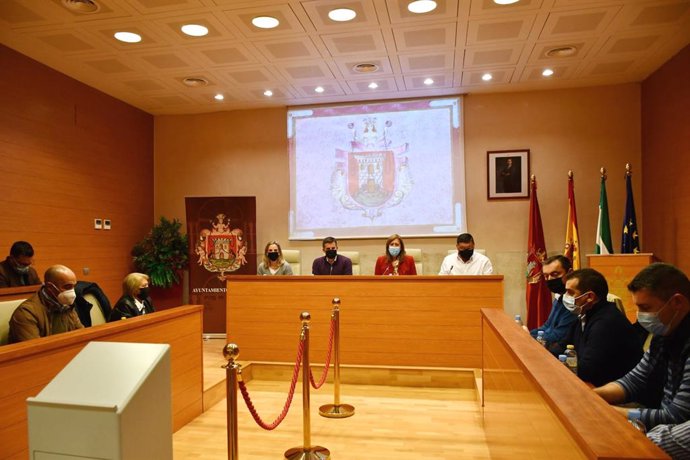 Reunión de los alcaldes en el Ayuntamiento de Osuna