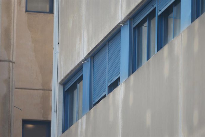 Archivo - Ventanas de una Residencia en Madrid.