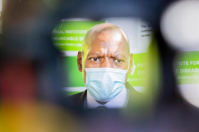 Archivo - El ministro de Salud de Sudáfrica, Zweli Mkhize.