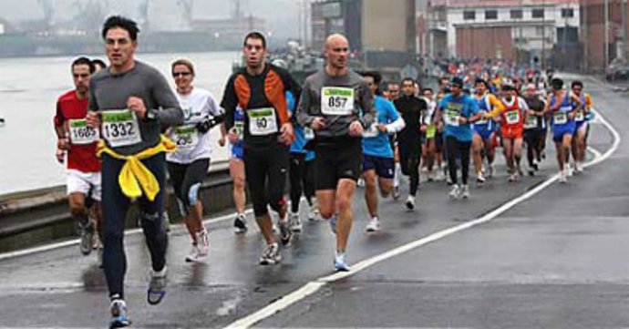 Imagen de una edición de la carrera Las Arenas-Bilbao