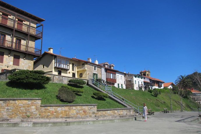 Archivo - Jornada soleada en Getaria (Gipuzkoa)