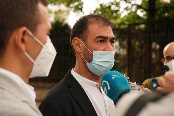 Archivo - El secretario general de la asociación profesional de la Guardia Civil Jucil, Ernesto Vilariño, después de una rueda de prensa en la sede de la Delegación del Gobierno, a 23 de agosto de 2021, en Vitoria, Euskadi, (España). 