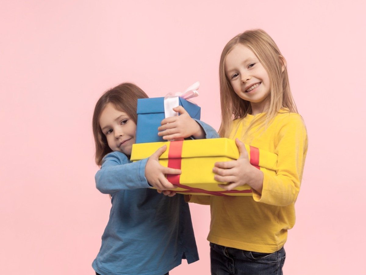 El síndrome del niño hiperregalado. - Universidad de Jóvenes