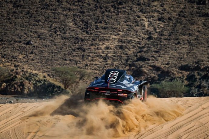 Carlos Sainz en el Dakar 2022
