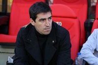 Iraola: "El Atlético saldrá con ganas de cambiar la dinámica"