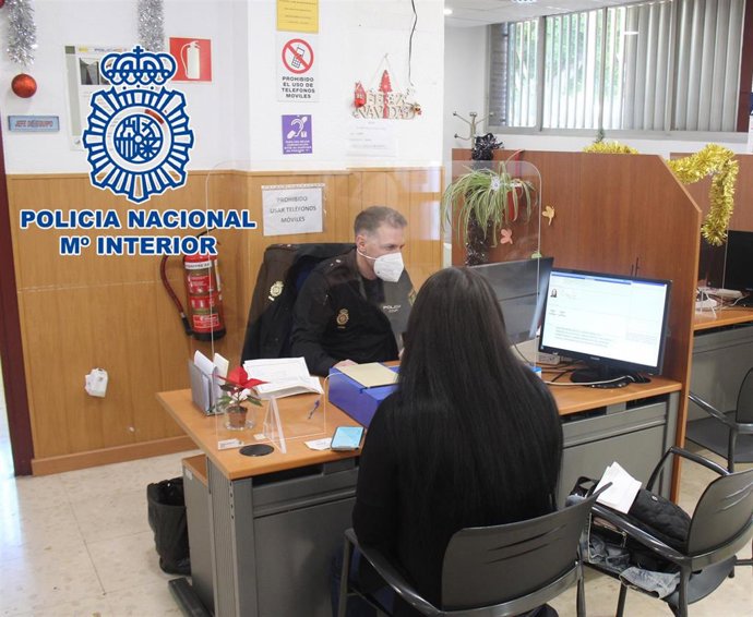 Más de 100.000 ciudadanos en Almería han renovado su DNI o pasaporte durante 2021