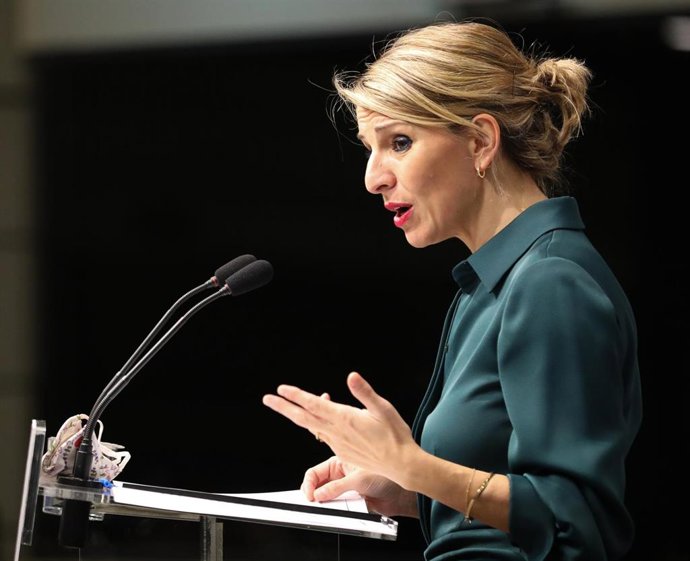 La vicepresidenta segunda del Gobierno y ministra de Trabajo y Economía Social, Yolanda Díaz, presenta el "Plan de choque contra los accidentes mortales en el trabajo", en el    Ministerio de Trabajo y Economía Social, a 9 de diciembre de 2021, en Madri