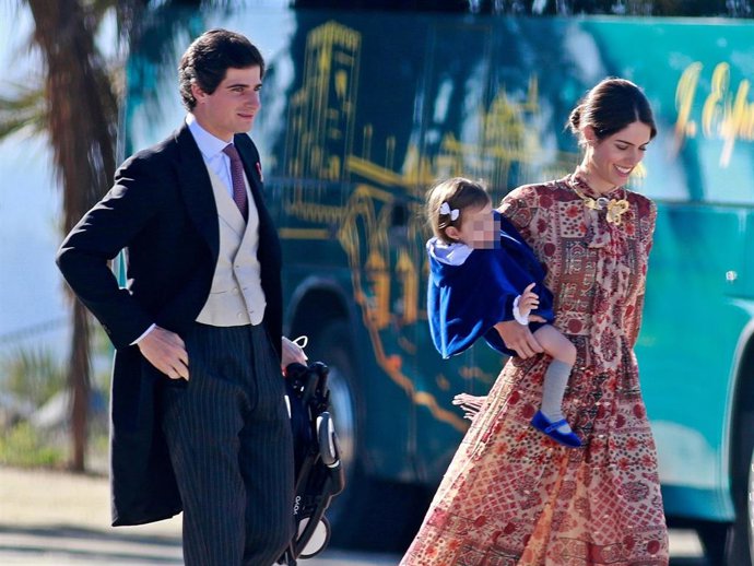 FERNANDO FITZ-JAMES STUART Y SOFÍA PALAZUELO