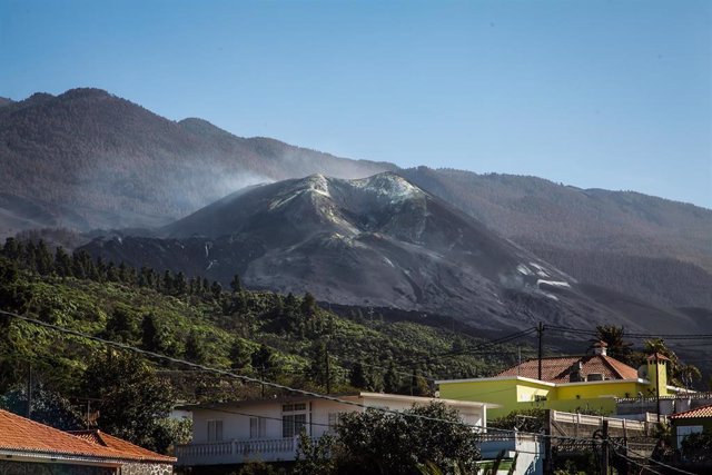 El volcán de La Palma, cinco días después de que se diera por finalizada su actividad, a 30 de diciembre de 2021, en La Palma