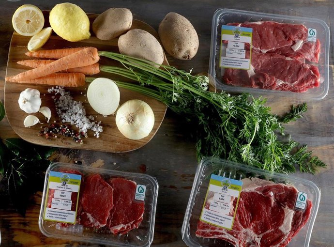 Archivo - Carne fresca de Carrefour