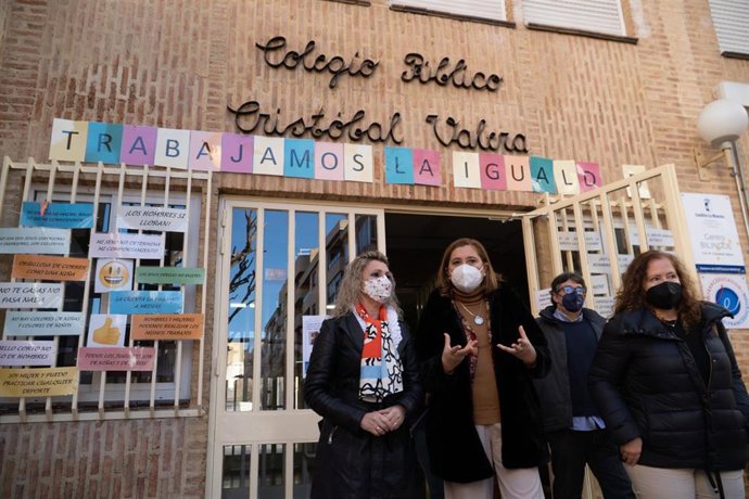 Visita al comedor escolar y las obras de mejora en el CEIP Cristóbal Valera de Albacete