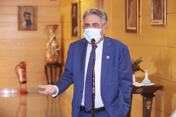 Archivo - El presidente de Cantabria, Miguel Ángel Revilla