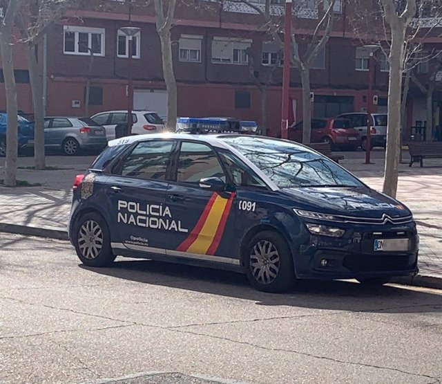 Archivo - Cuatro detenidos en Medina (Valladolid) por agredir y amenazar a varios agentes de policía 