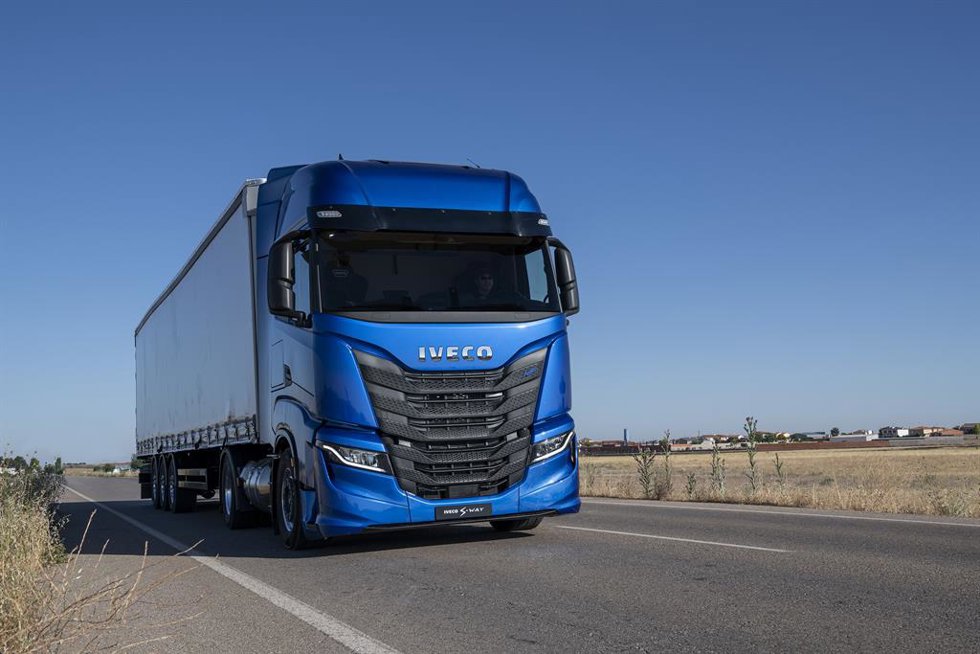 Archivo - Camión de Iveco.