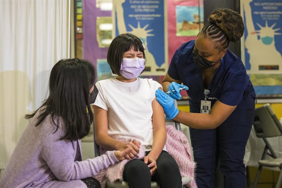Archivo - Vacunación de niños contra el coronavirus en Nueva York