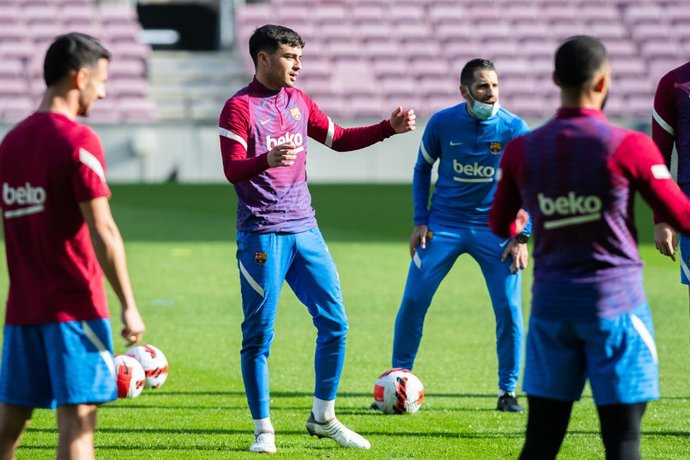 Pedri Gonzalez in action during the FC Barcelona training session at Camp Nou Stadium on January 3, 2022 in Barcelona, Spain.